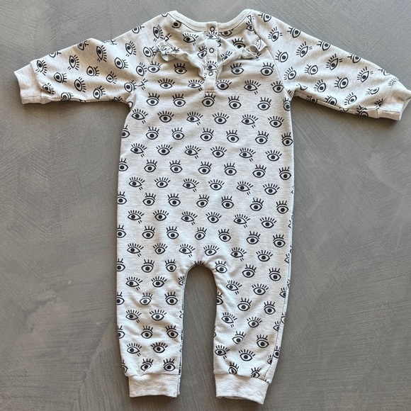 Peas & Queues Eye French Terry Long Sleeve Snap Bottom Ruffled Toddler Jumpsuit - Picture 5 of 6